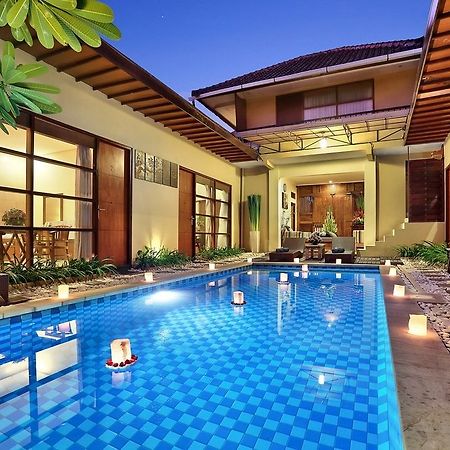The Vie Villa Legian Екстер'єр фото
