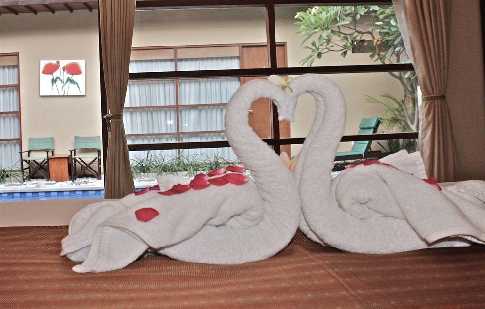 The Vie Villa Legian Екстер'єр фото