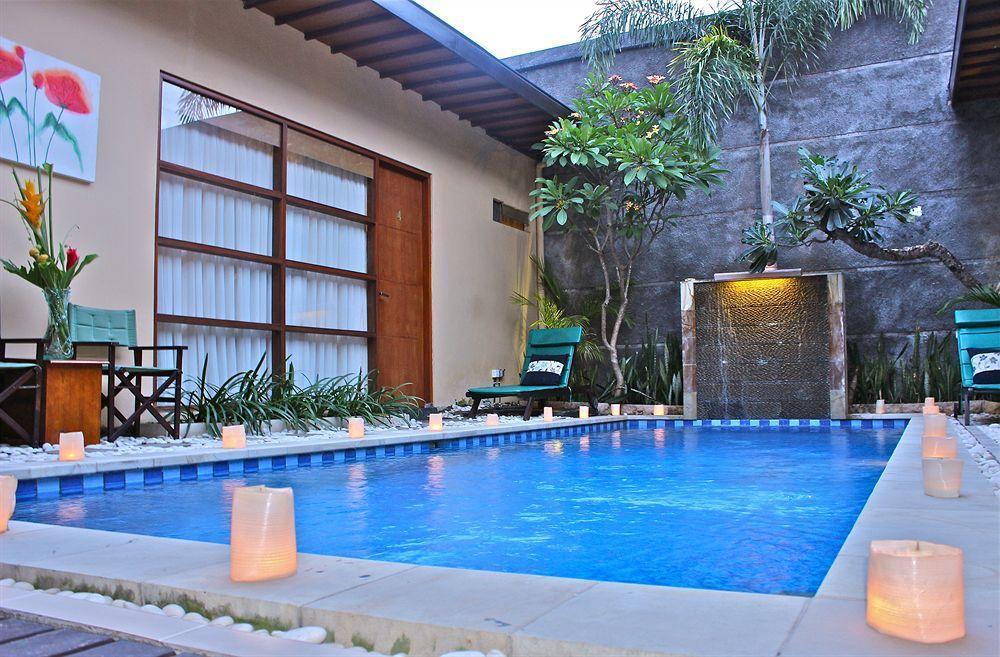 The Vie Villa Legian Екстер'єр фото