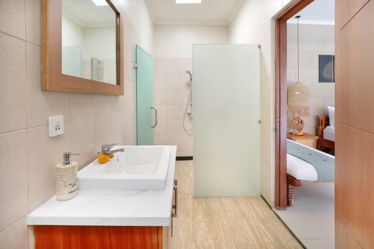 The Vie Villa Legian Екстер'єр фото